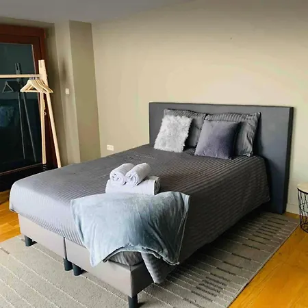 Appart 2ch - 20 Min Pairi Daiza - Free Parking Apartamento *